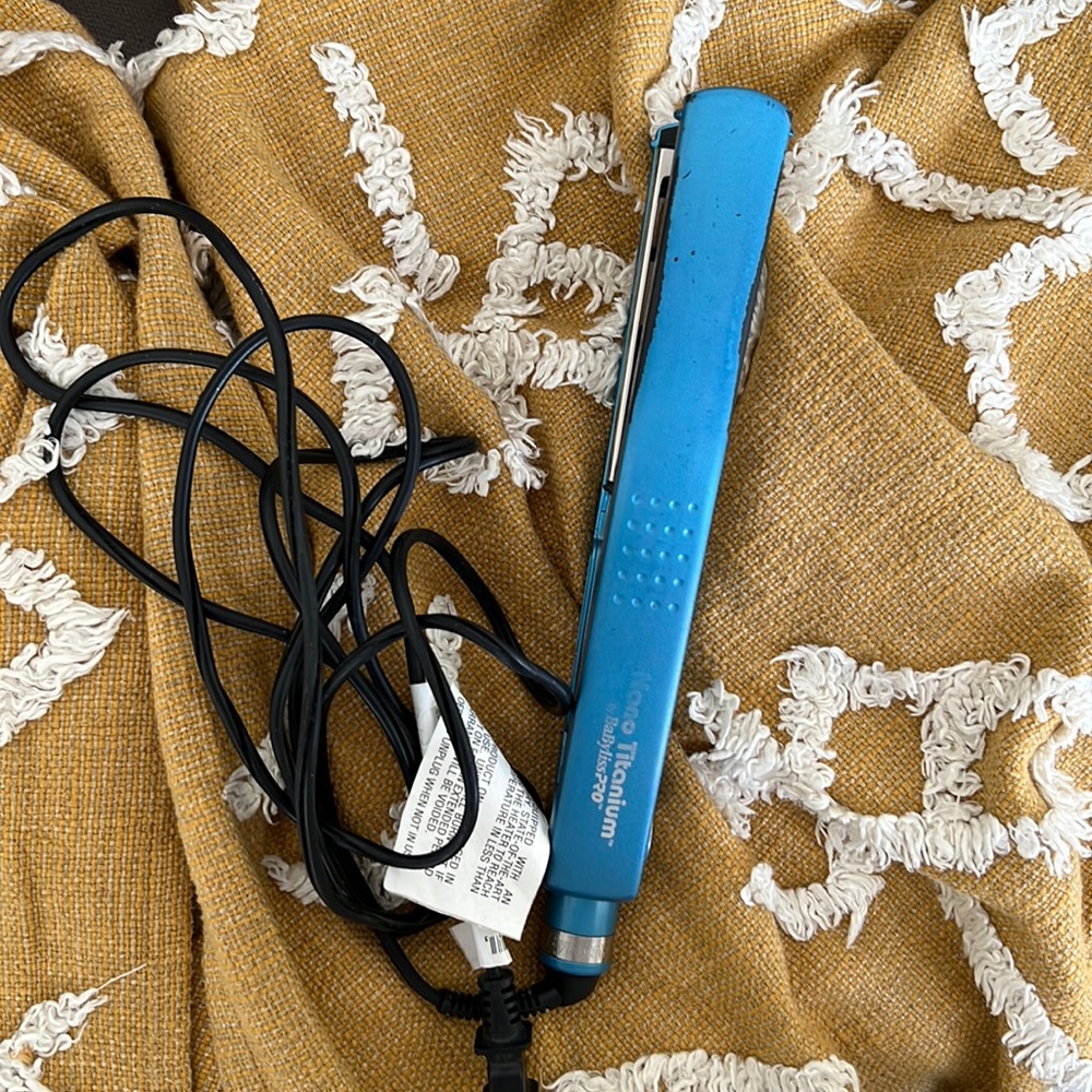 Babyliss Pro Nano Titanium Hair Straightener